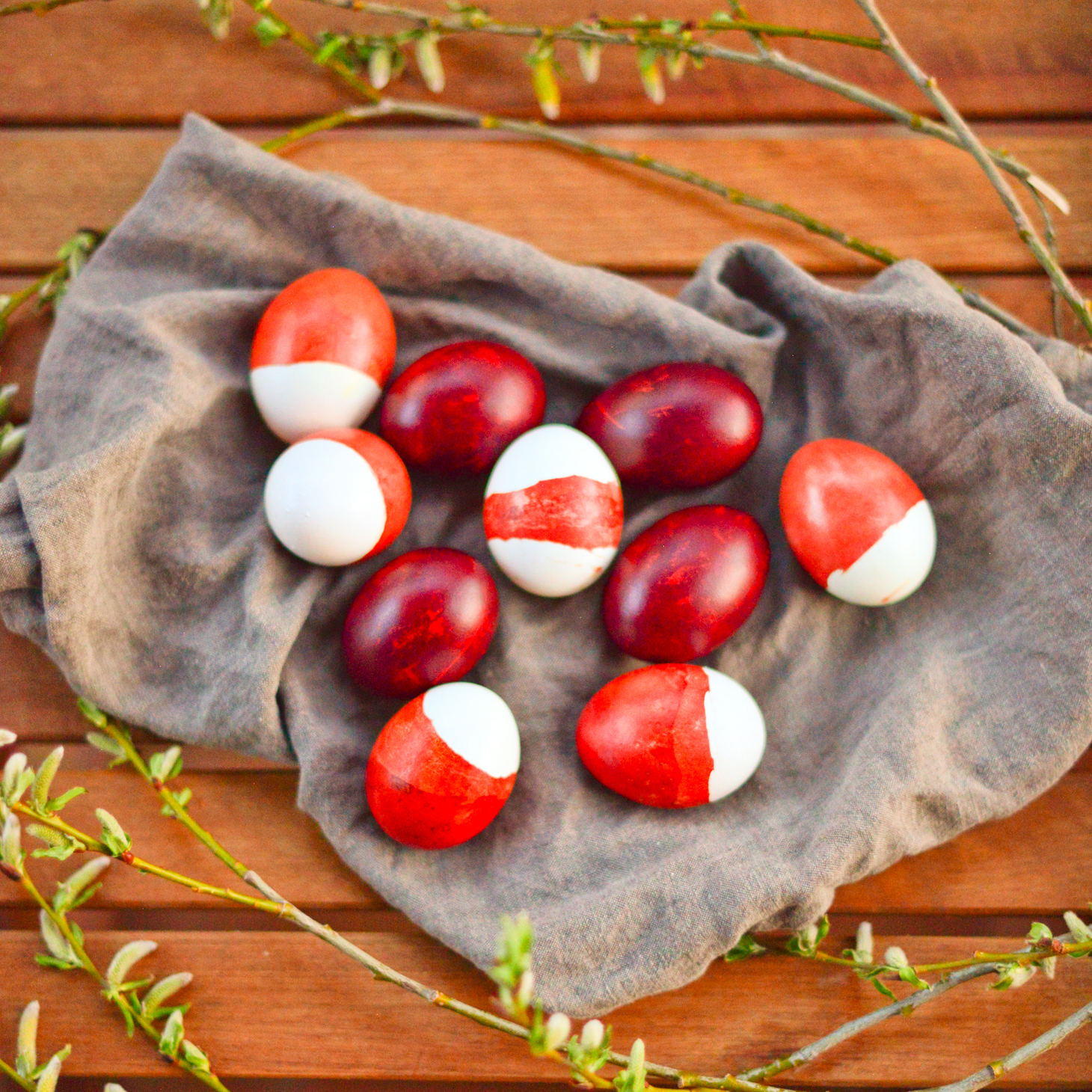 Wholesome Traditions of Dying Easter Eggs Naturally