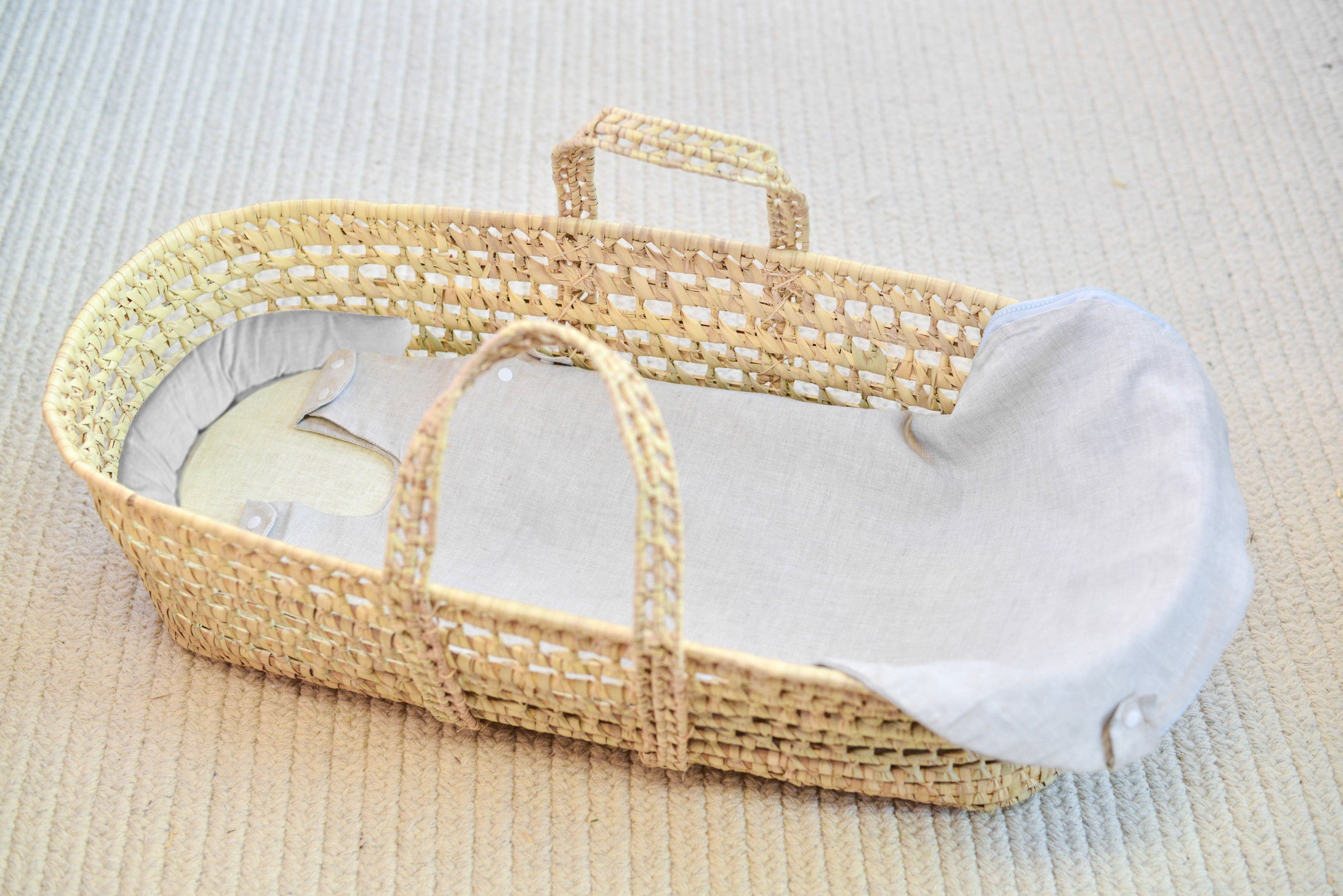 African Baby Moses Baskets w/ Organic Flax Bassinet Mattress & Linen  Bedding